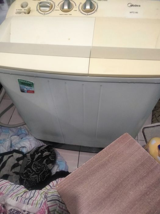 Продам стиральную машинку