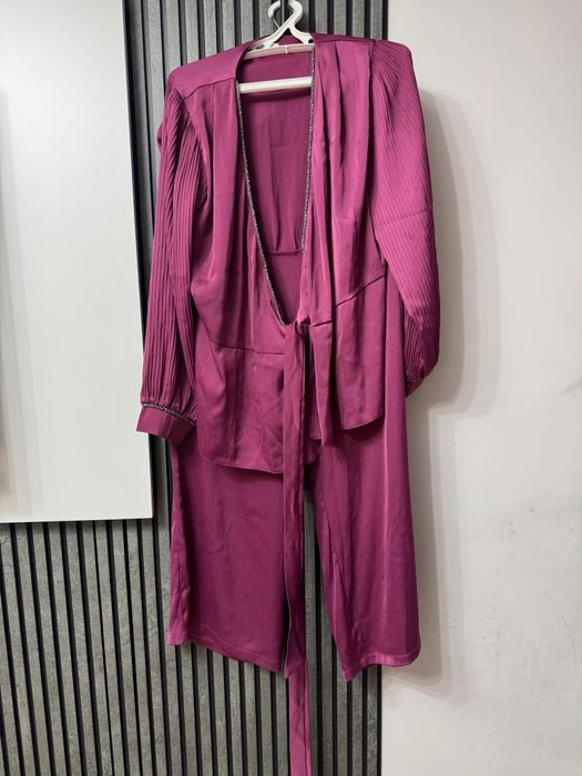 Продам платья и двойки