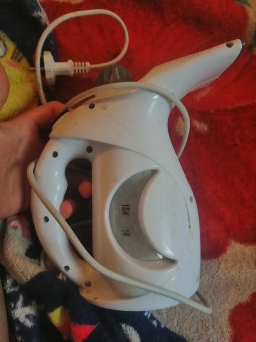 Утюг паровой новый