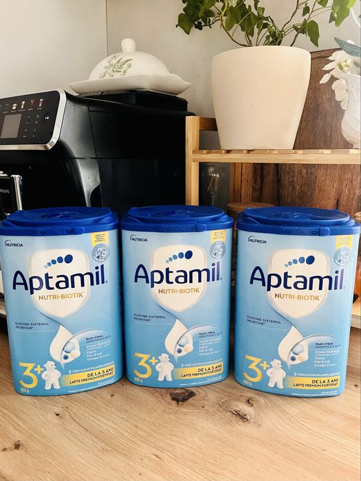 Lapte praf Aptamil  3 +