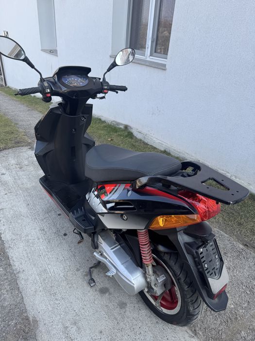 Scuter 50cc in stare foarte buna