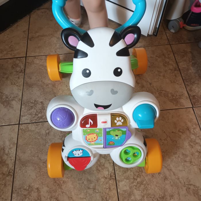 Уолкър Фишър Прайс