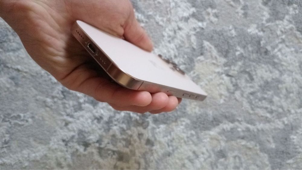 iphone 16 pro srochniy!! ideal holati