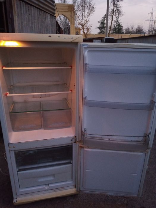 Продается холодильник