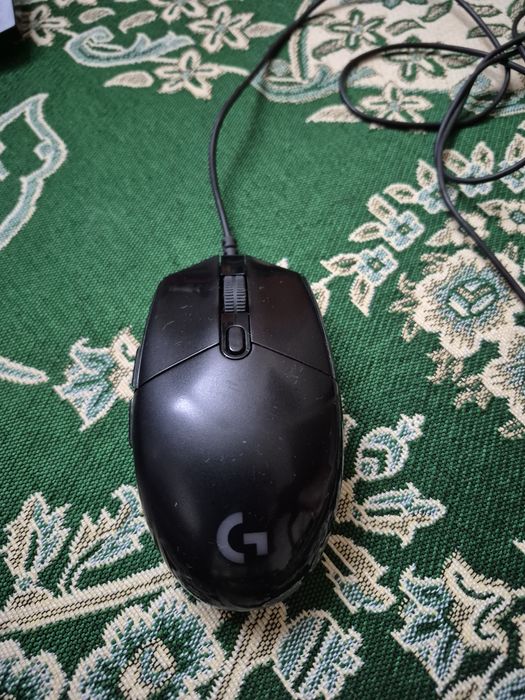 Продаётся Мышка Logitech g102 в рабочем состоянии!