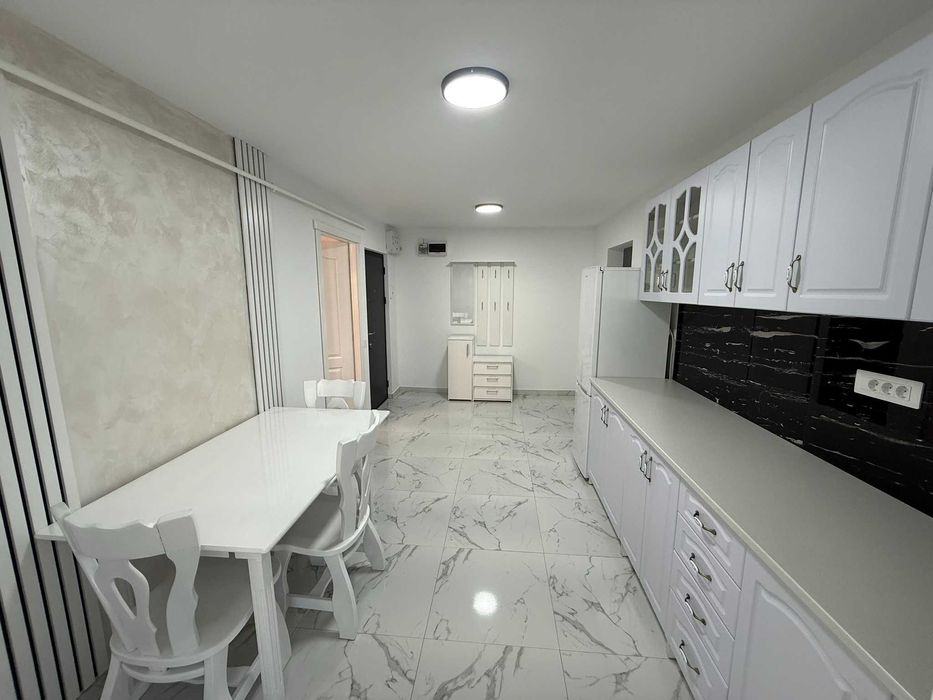 Apartament 2 camere decomandat de închiriat – 58 mp – Zona Mall – Complet renovat