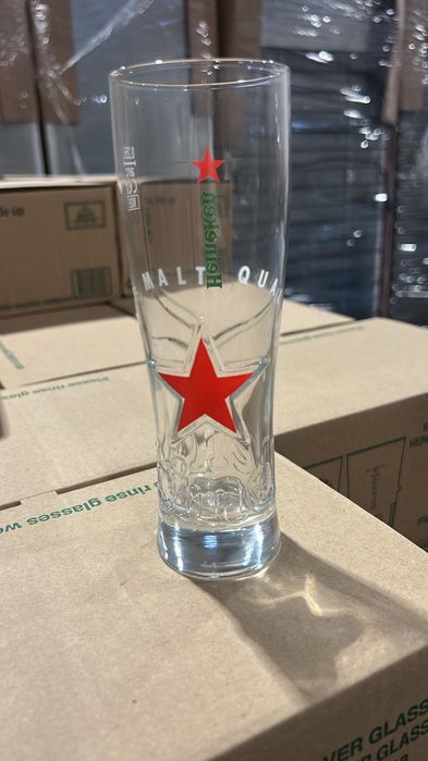 Pahare de vânzare numai la set de 6