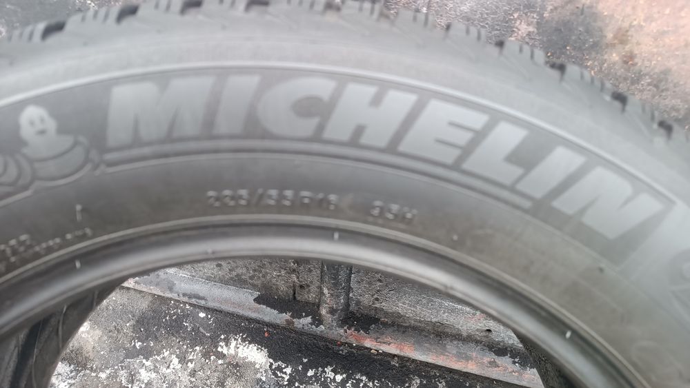225/55/16 Michelin