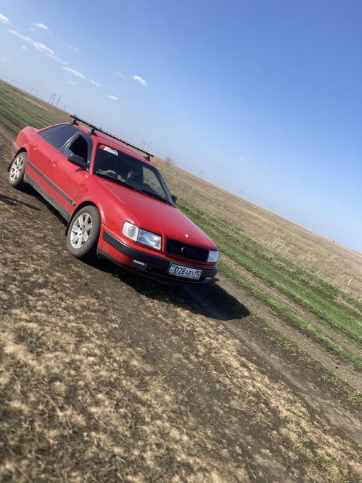 Продам ауди 100с4
