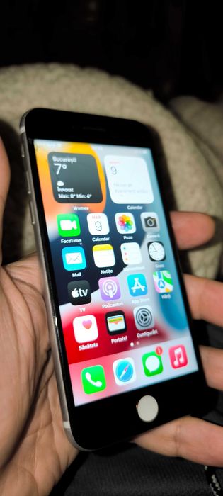 iPhone 7 crăpat ieftin