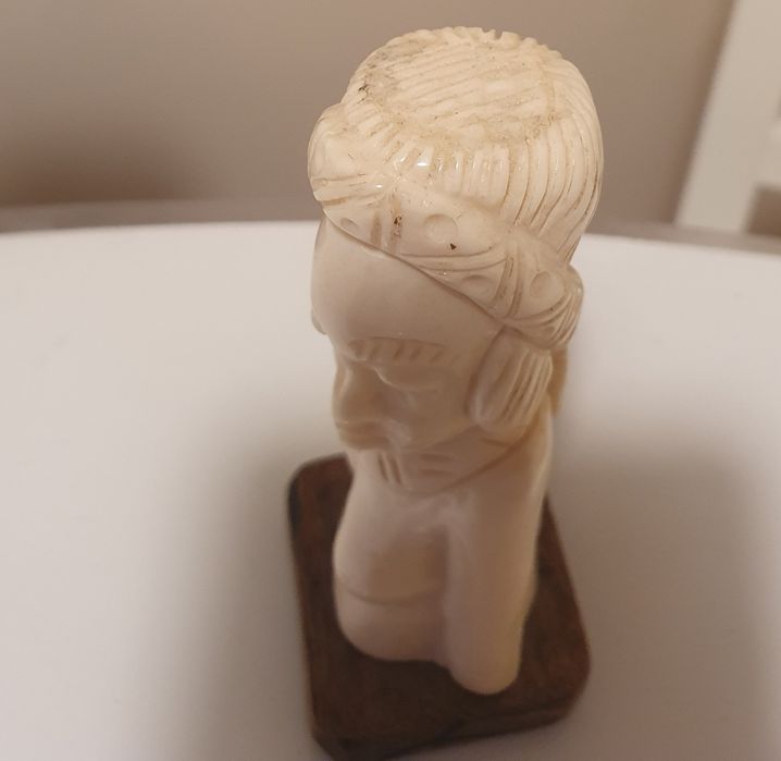 Statuetă bust african de femeie, sculptură  cu soclu din lemn