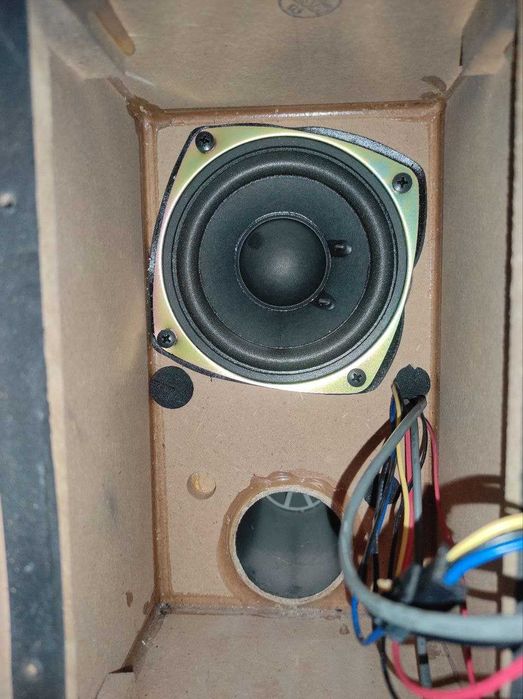 Сабвуфер с колонками SAY YOU на восстановление или запчасть.