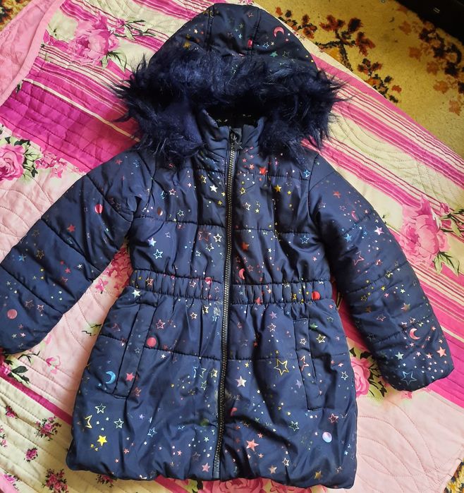 Продам детские куртки