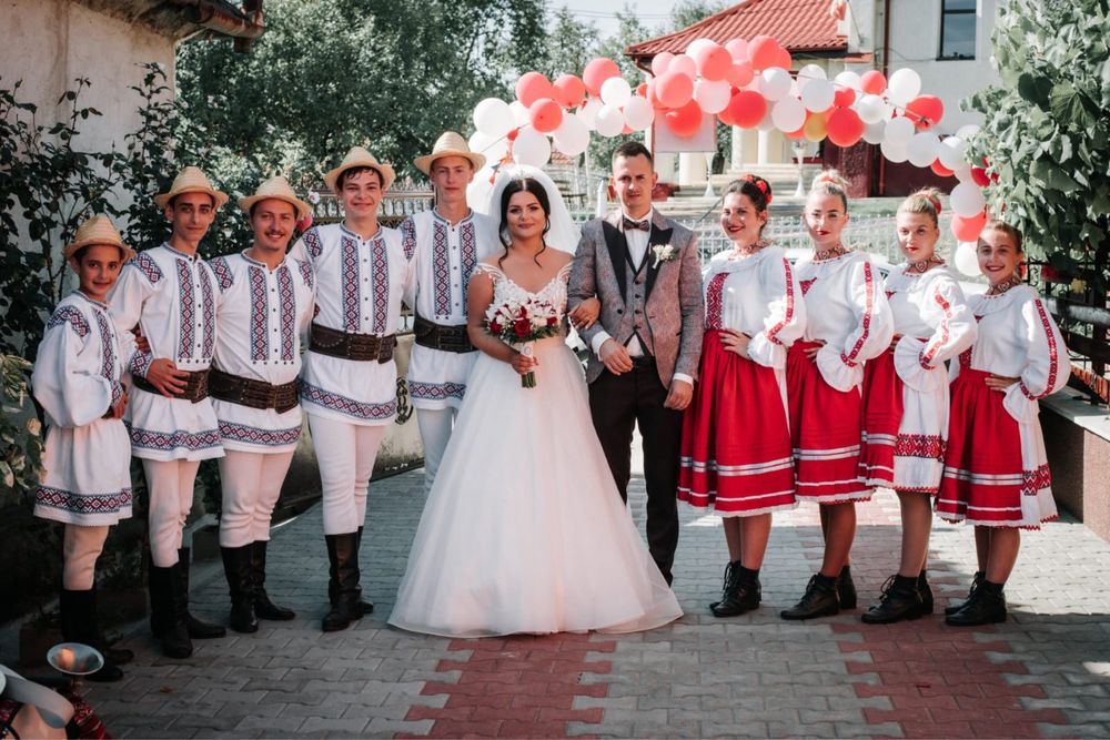 Rochie de mireasa ,ivory ! Stare perfecta !