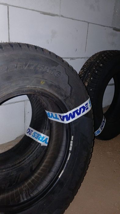 Продам зимние шины R16