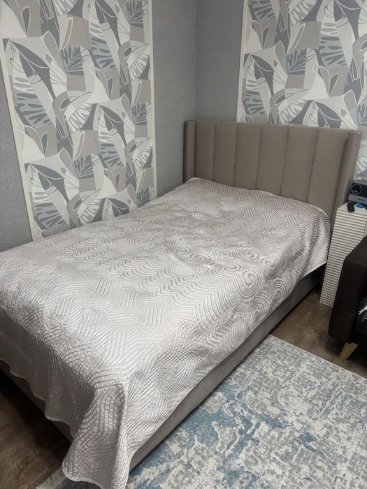 Кровать 120 с матрасом …