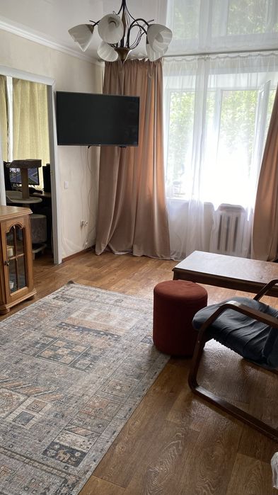 Продам 4-комн. Квартиру