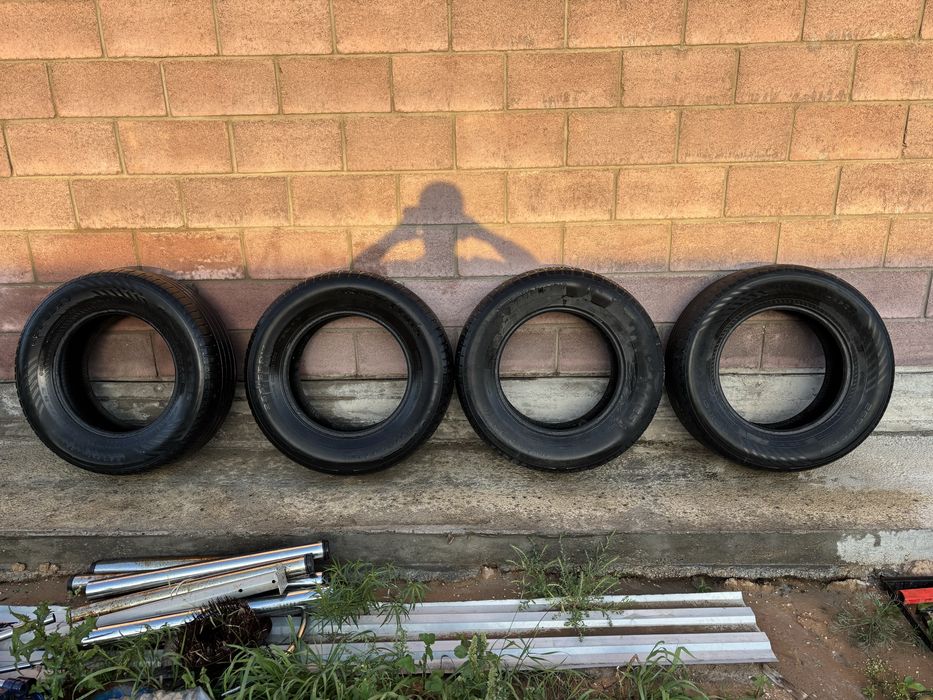 265/65/17 компклект резины