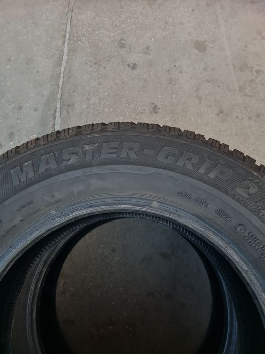 Зимни гуми 2 броя SEMPERIT MasterGrip2 235 60 R16 дот 4022