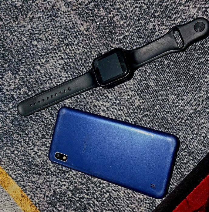 Продаётся Samsung galaxy a10 в подарок унас