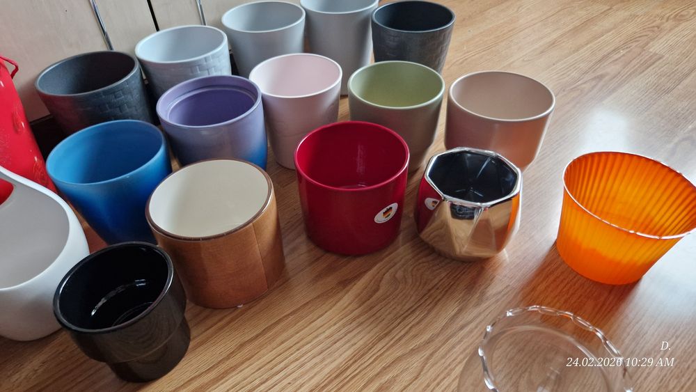 Vase ceramice pentru flori