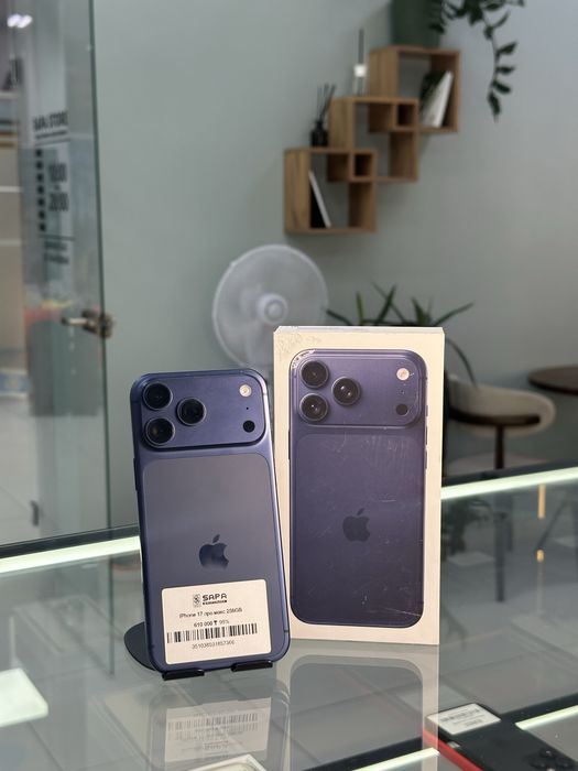 iphone  17 pro max blue 256gb
