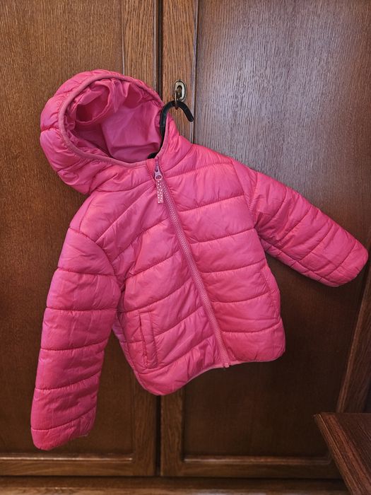 Geaca fete fetite 3-4 ani 98-104 primavara toamna in stare buna.sta