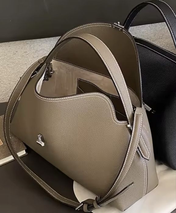 Toteme Tshape gray
