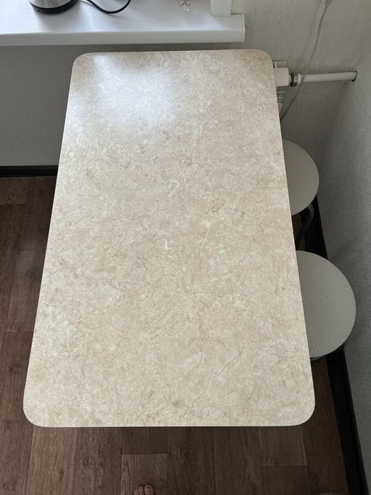 Продам стол со стульями 35000 тенге