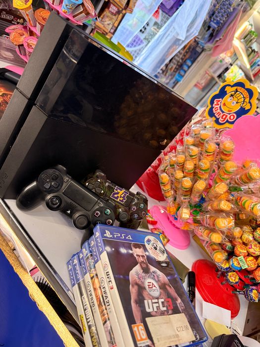 Playstation 4 fata obmen