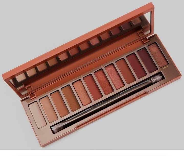 Paleta machiaj ochi URBAN DECAY NAKED HEAT, originala, sigilata