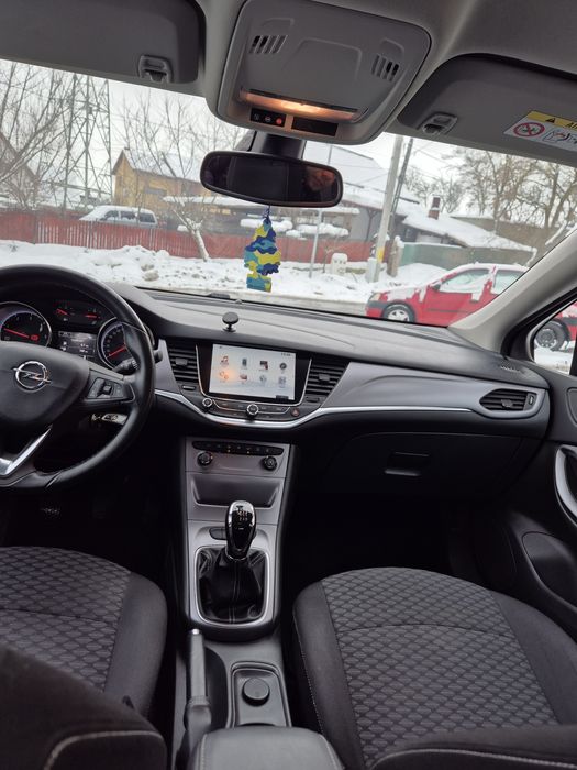 Opel Astra K 2017 diesel 1.6