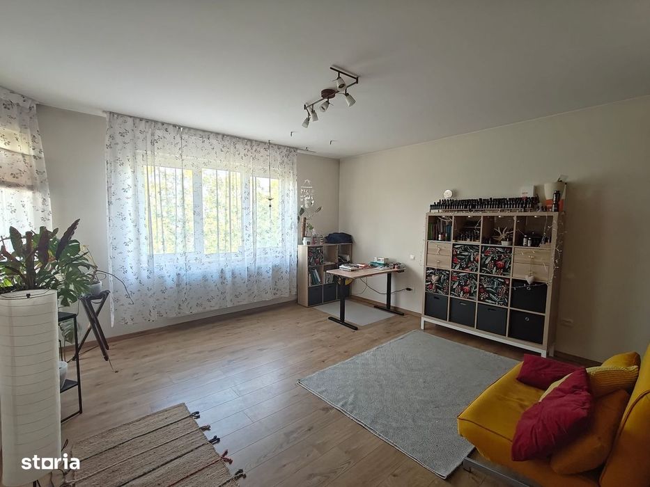 Apartament 3 camere, 117mp, 2 locuri parcare, boxa, zona Mihai Romanul