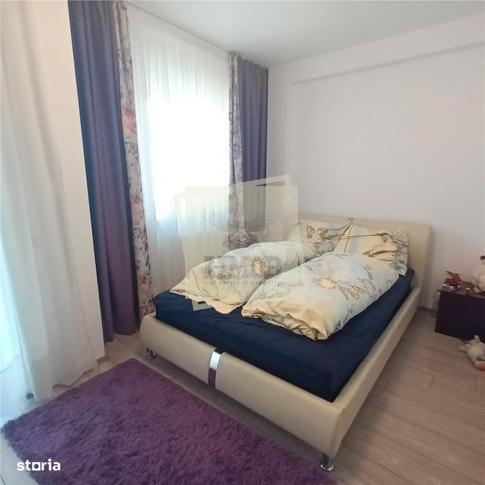 Casa cu 3 camere 3 balcoane si parcare privata in Selimbar