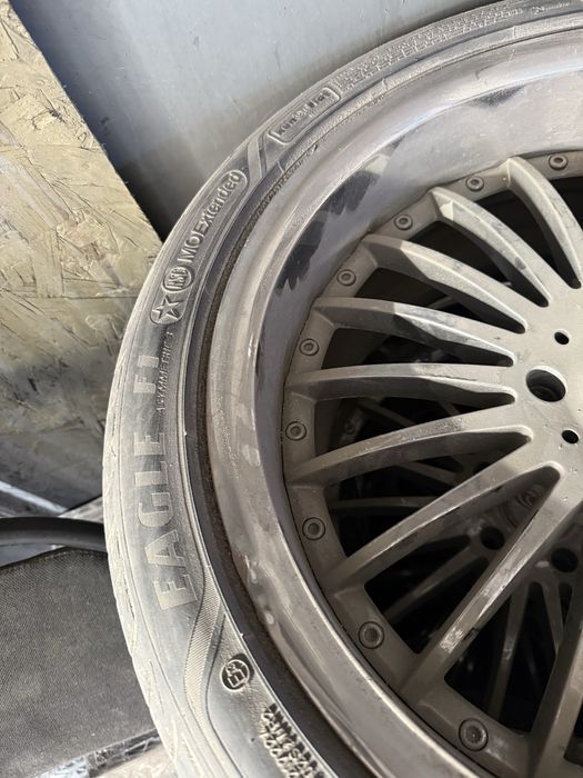 Продам комплект дисков с резиной