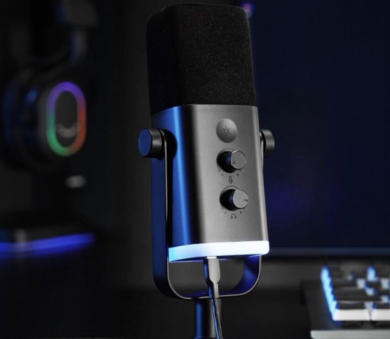 Настолен микрофон FIFINE AM8 Dynamic RGB XLR/USB- Black