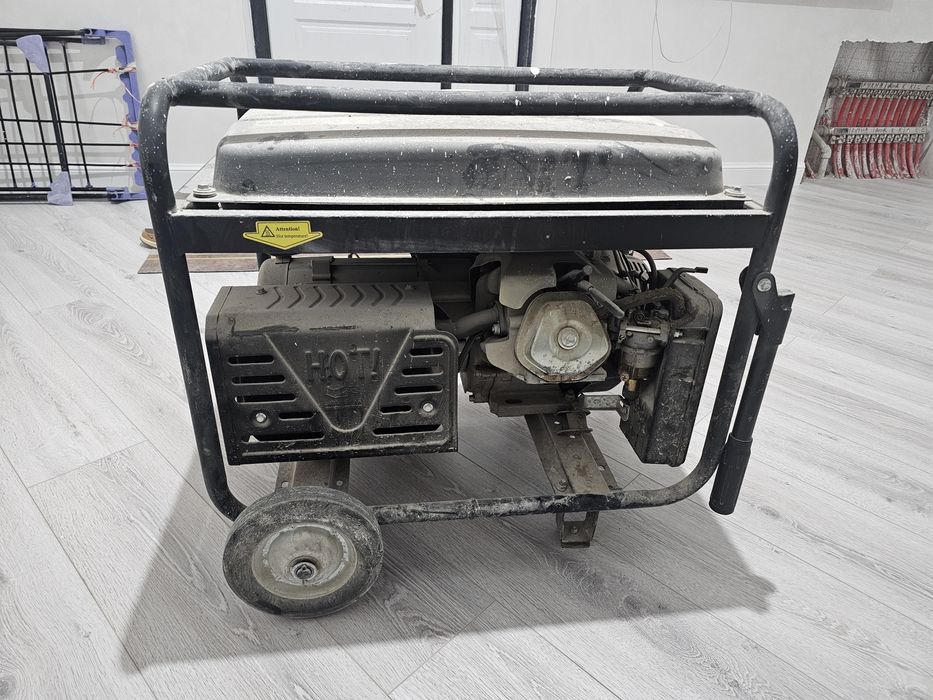 Генератор Grandfar GF6500E.