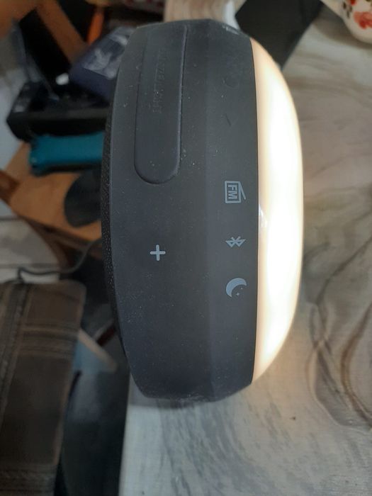 Aparat radio cu ceas  ,USB si bluetooth JBL second hand