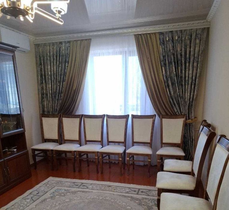 Стулья в гостиную