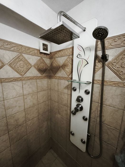Душ панел за баня