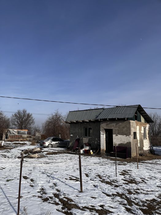 8 соток жер сатылады