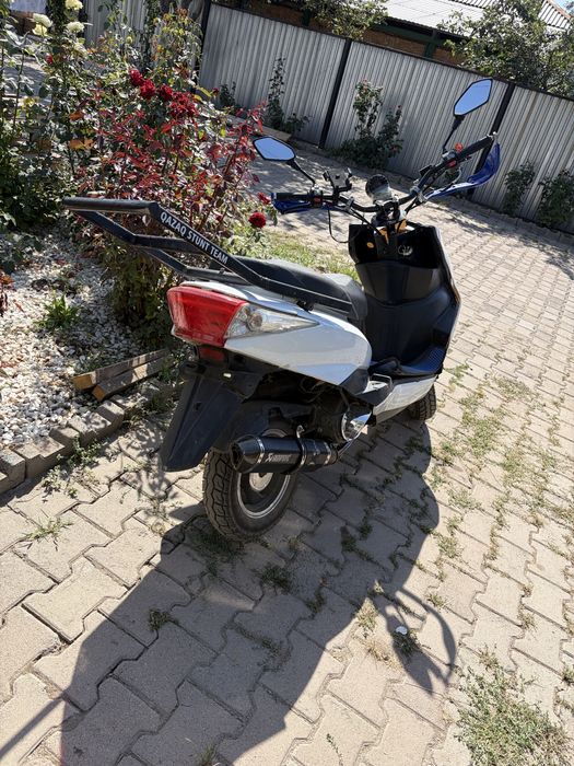 Продам М8 про лия стант