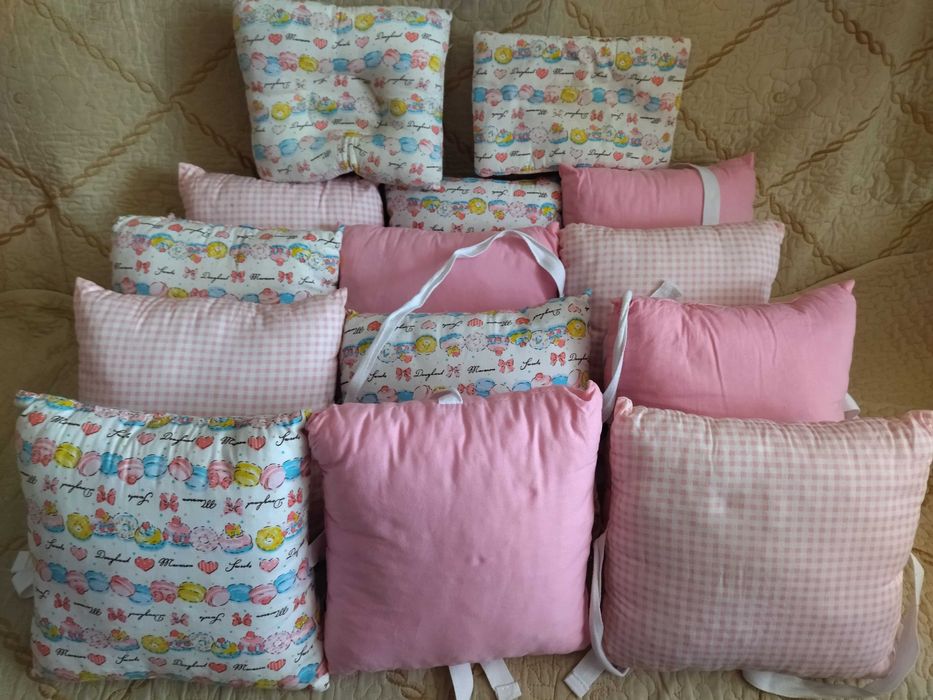 Бортики-подушки для девочки