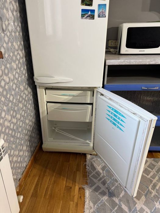 Продаю холодильник