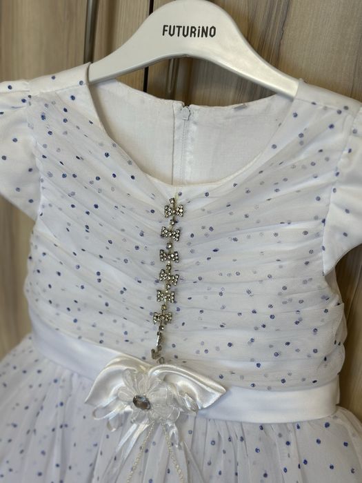 Платье на девочку