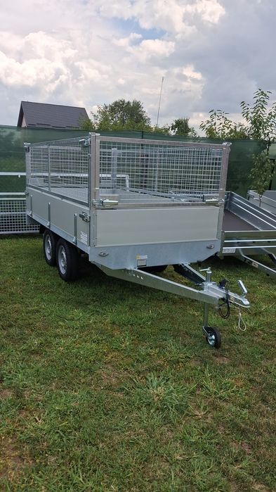 Remorci apicole fabricate în Belgia
