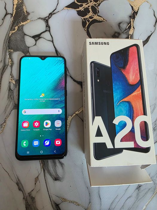 samsung a20 продаётся / сотилади