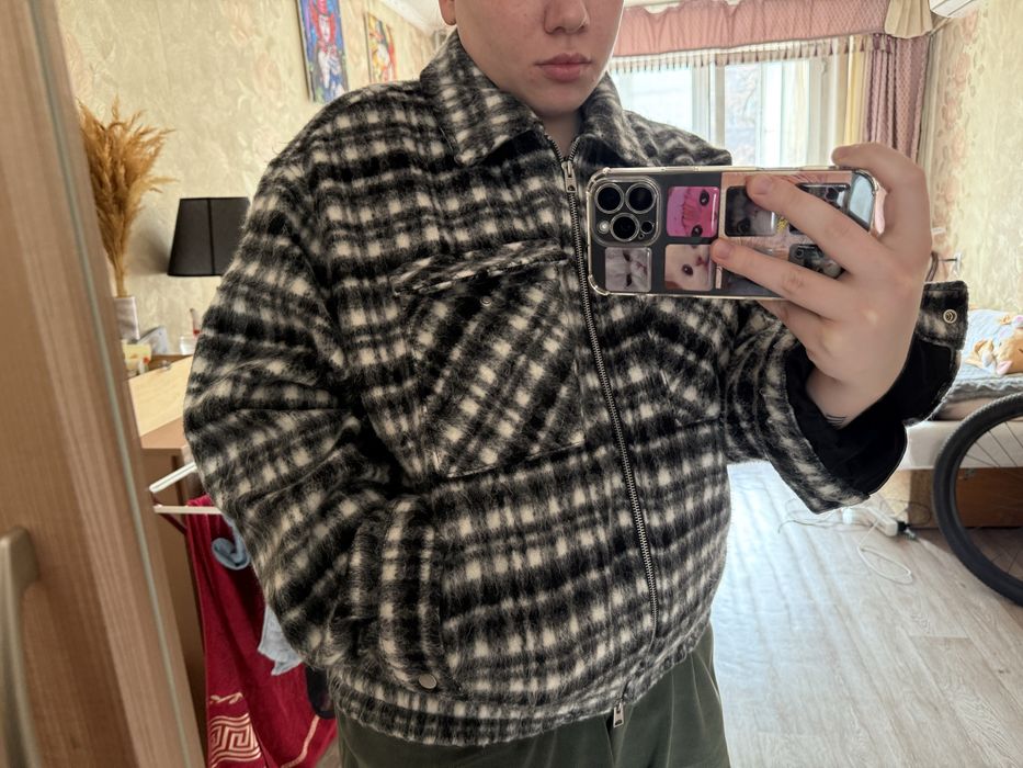 Продам весеннюю куртку pull&beer мужская