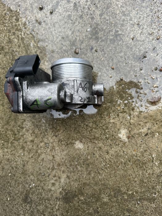 Clapeta acceleratie Audi A6 , C6 motor 2,7 tdi