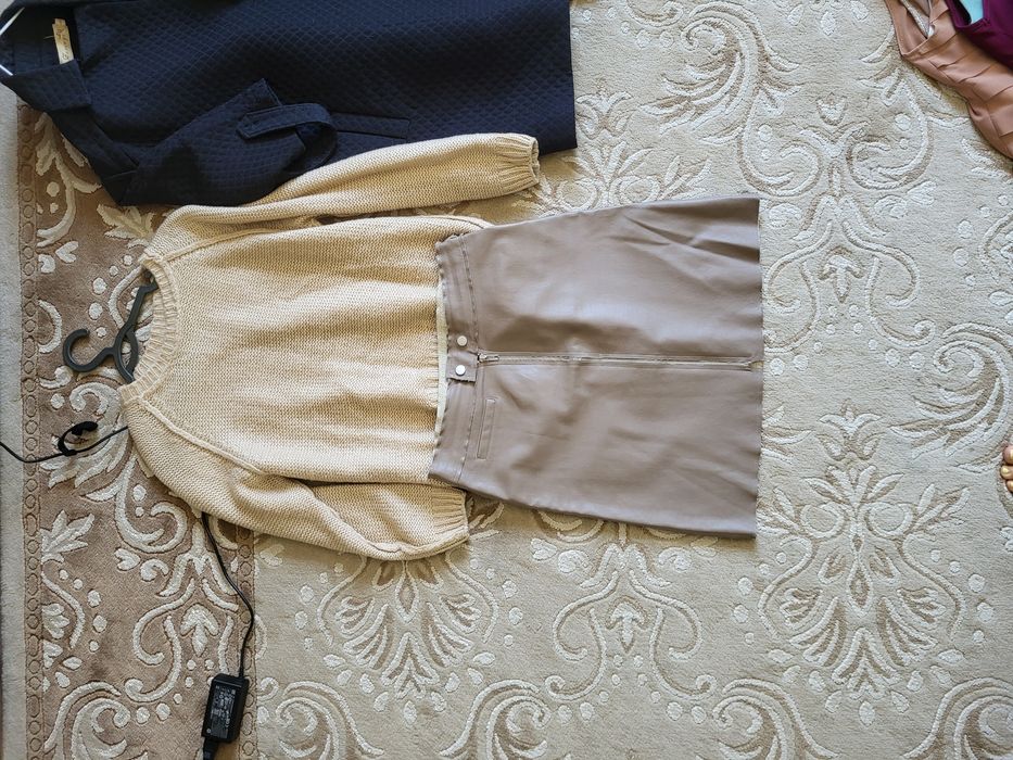 Продам женские вещи размер 38 ( S) в отличном состоянии